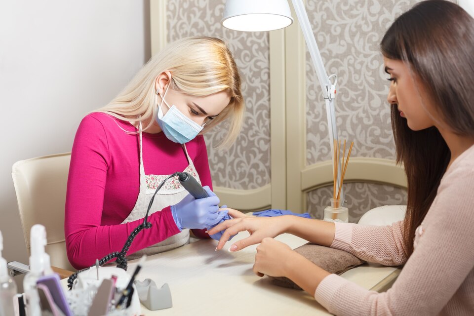 Demirköprü Manikürcü